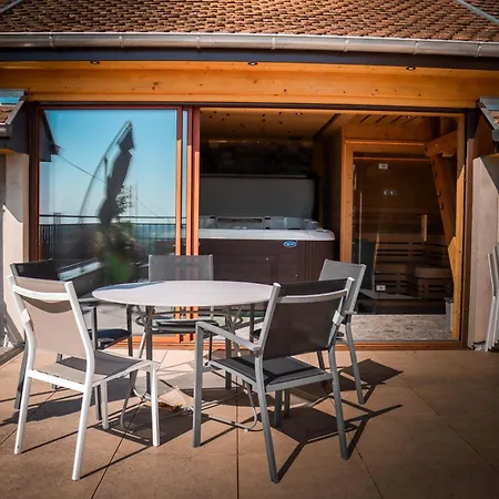 Feuille De Vigne 吉博斯韦尔